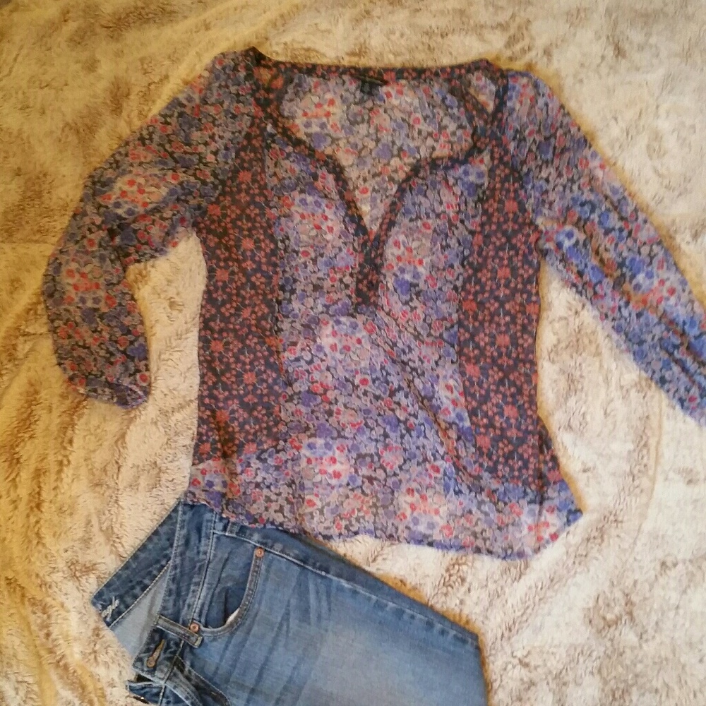 American Eagle Sheer Long-sleeved Floral Top